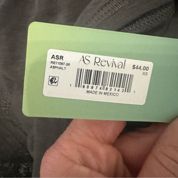 Altar’d State - AS Revival In Motion Circle Back Tee - XS NWT Asphalt Gray - Picture 6 of 8